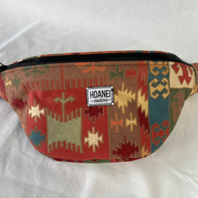 Sac banane artisanal aux tons marronés (M)